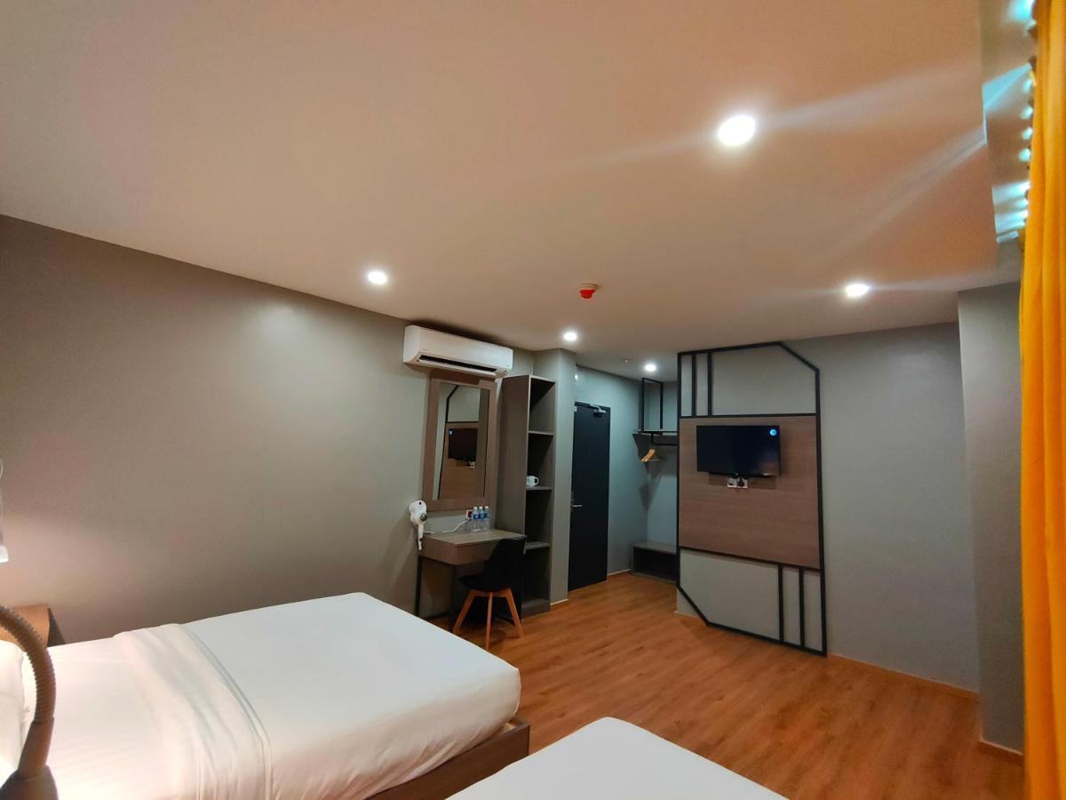 Uptown Hotel Semporna Ngoại thất bức ảnh