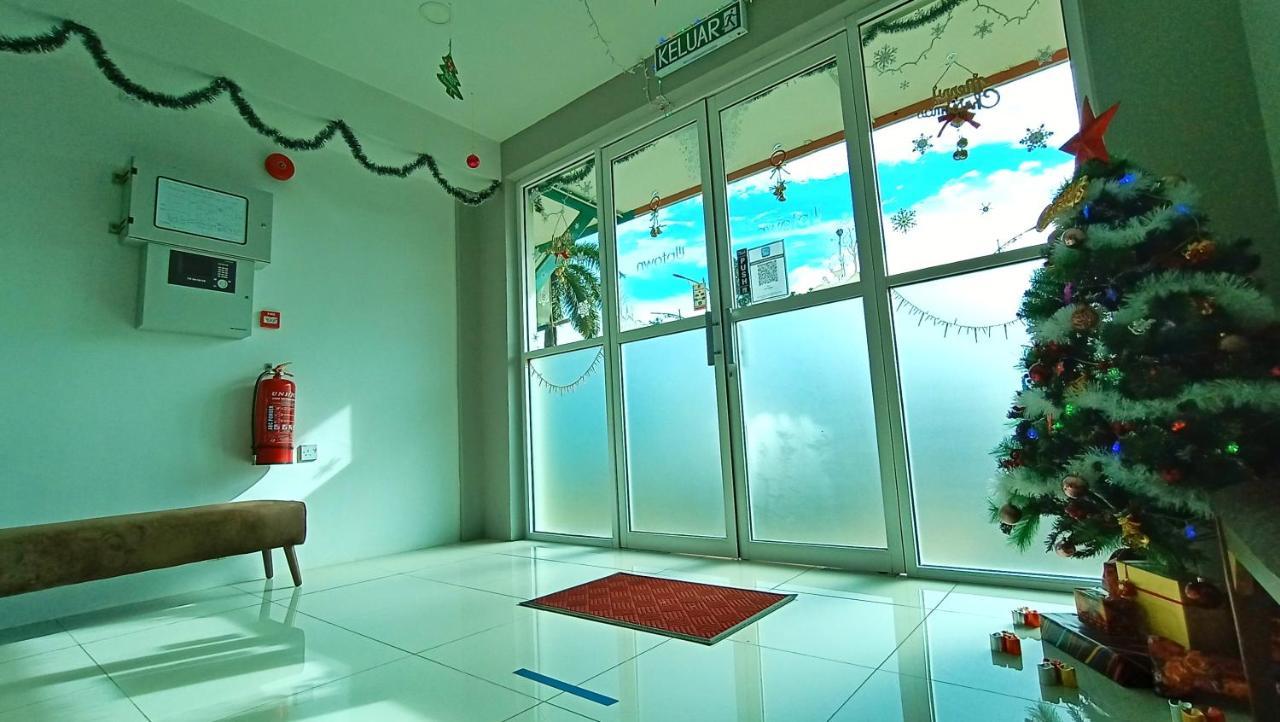 Uptown Hotel Semporna Ngoại thất bức ảnh